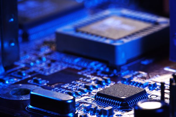 激光切割FPC線路板時(shí)，如何降低材料浪費(fèi)?